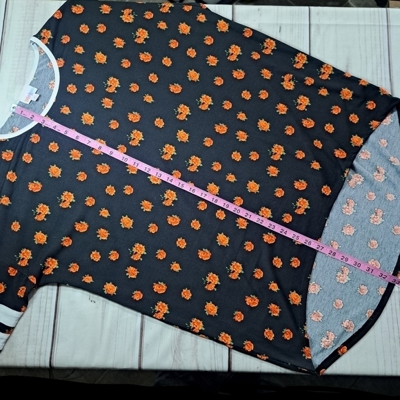 3 FOR 12 SALE Lularoe Irma Size Medium - Picture 9 of 12